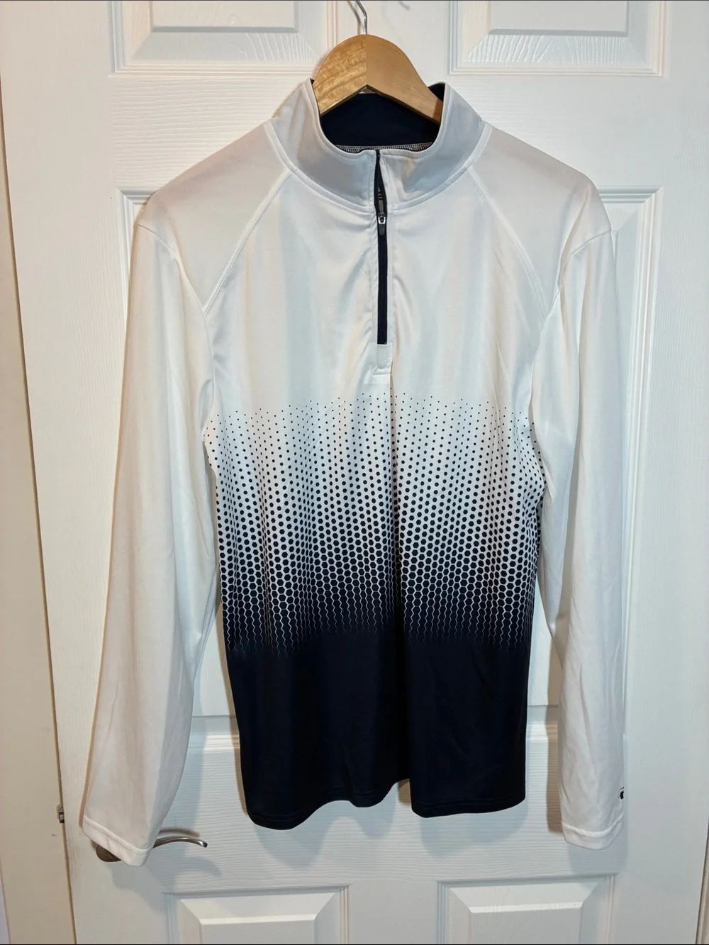 Men's White to Black Gradient Zip-Up Pullover